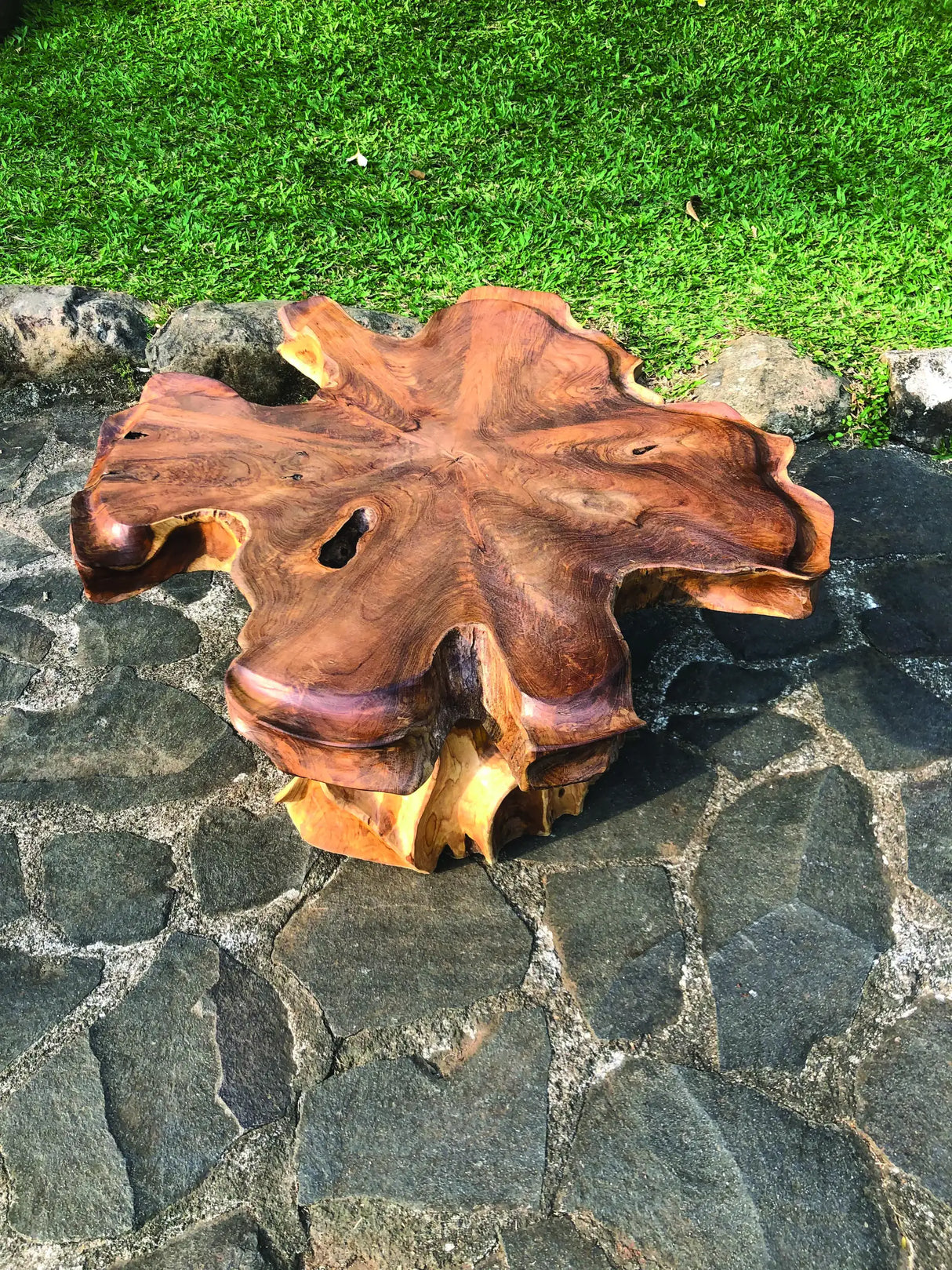 LOMBOK COFFEE TABLE 1 LEG