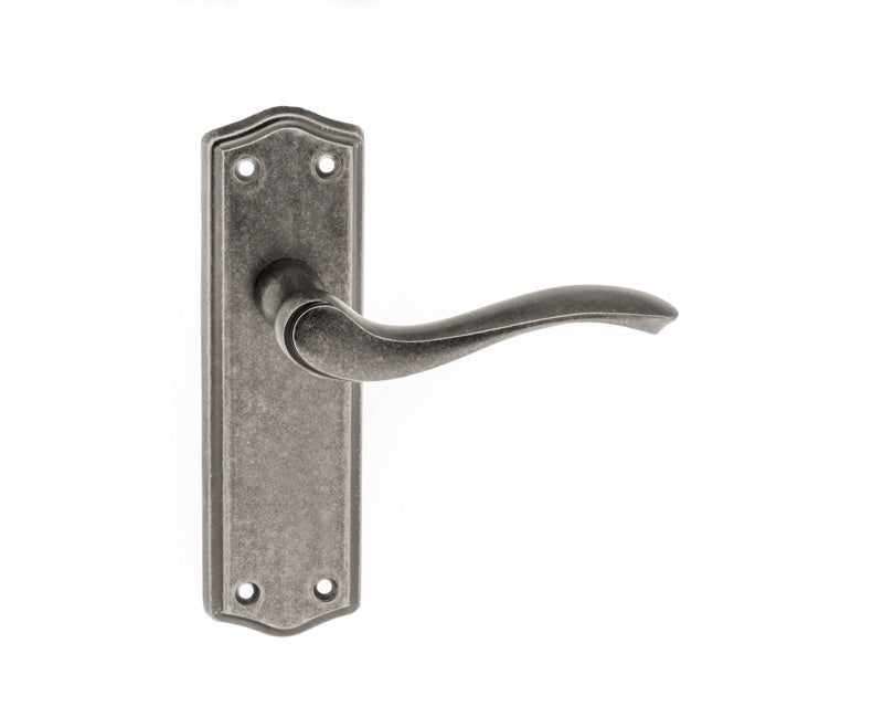 Old English Warwick Latch Lever Door Handle on Backplate - Distressed Silver - Set