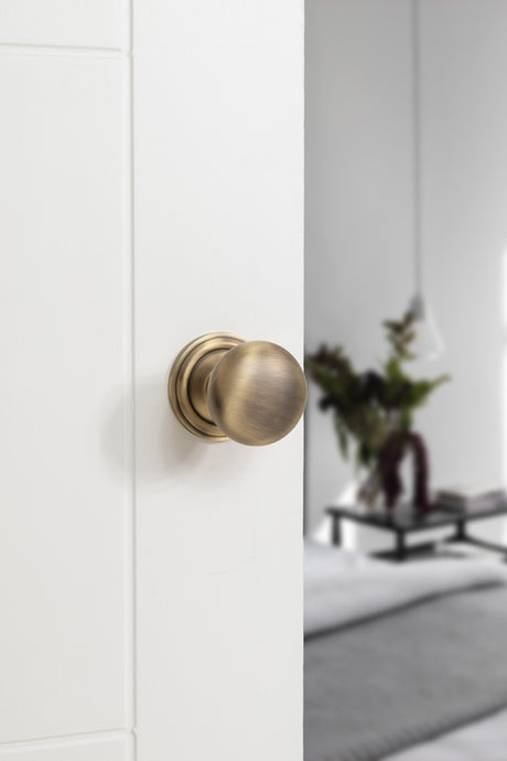 Old English Harrogate Solid Brass Mushroom Mortice Knob on Concealed Fix Rose - Matt Antique Brass - Set