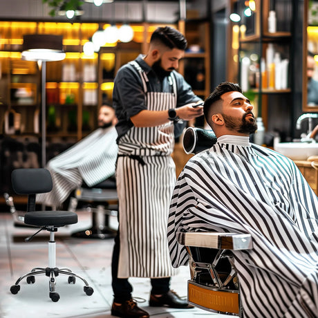 HOMCOM 360 Swivel Seat Salon Stool - Black