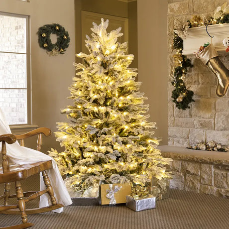 Pre-Lit Artificial Christmas Tree with PE PVC Branch Tips and Warm White LED Lights-4.5 ft
