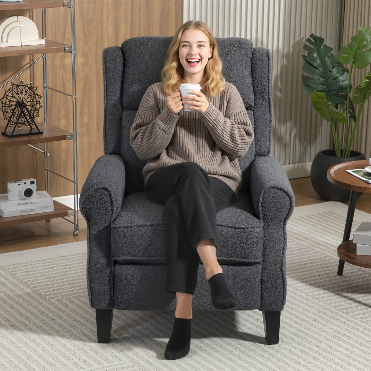 HOMCOM 132 Recliner Armchair, with Extended Footrest - Dark Grey