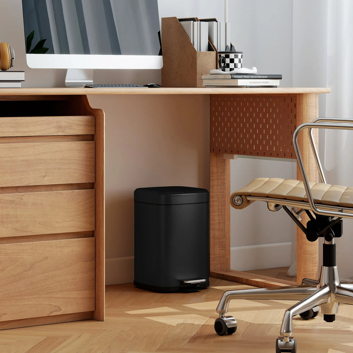 HOMCOM 12L Modern Boxy Metal Home Kitchen Bin - Black