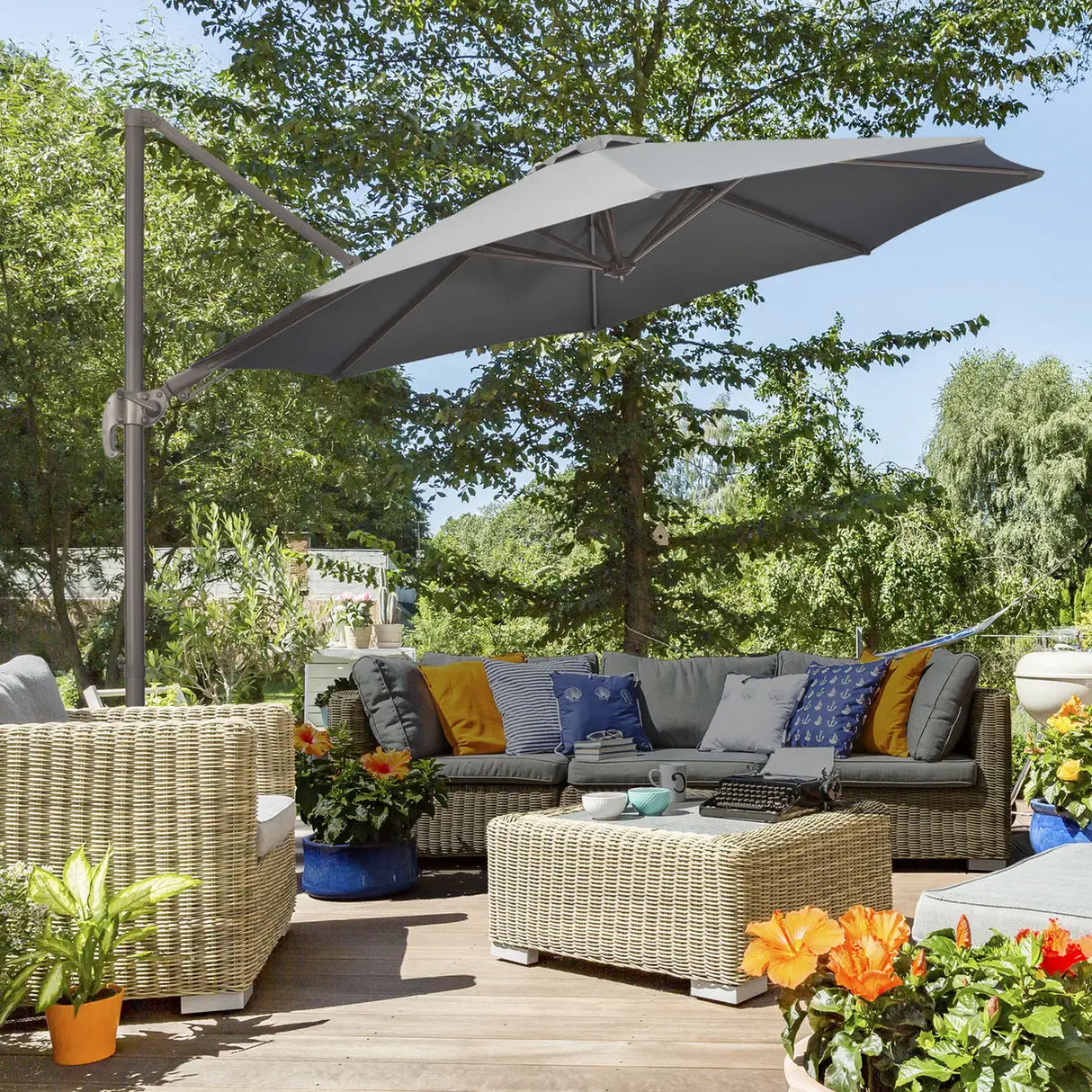 Outsunny 3(m) Cantilever Parasol 360 Rotation Roma Umbrella Hanging Sun Shade with Aluminium Frame, Tilt Crank, 8 Ribs and Cross Base, Dark Grey