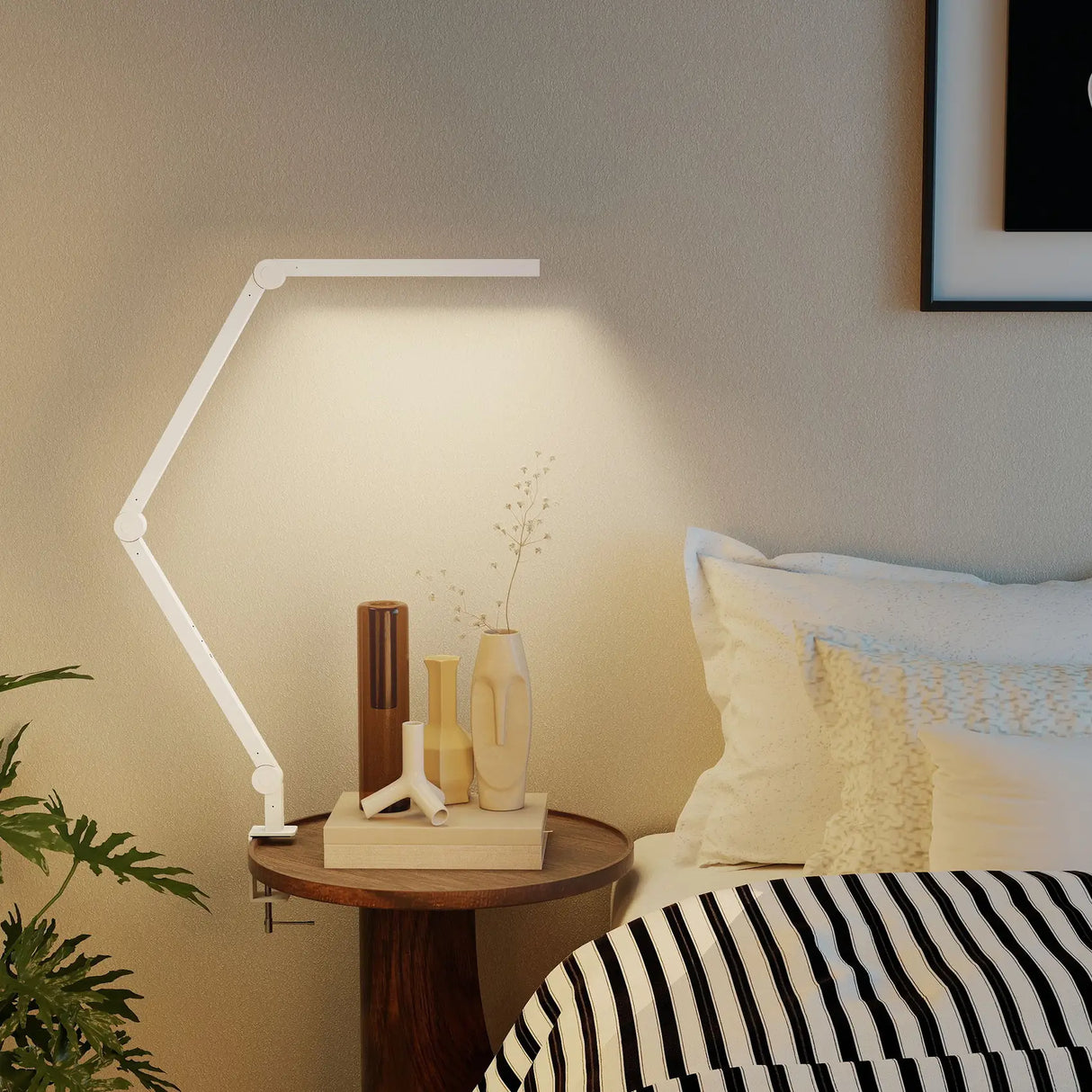 HOMCOM LED Desk Lamp, Dimmable Desk Light with Swing Arm and Clamp, Adjustable Eye-Caring Table Lamp with 2 Colour Modes & 5 Brightness Levels for Study, Drawing, Office, Architect, Task, White