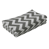 Outsunny 121 x 182 cm(4x6ft) Outdoor Rug Reversible Mat Plastic Straw Rug Portable RV Camping Mat for Garden Deck Picnic Indoor, Light Grey & White