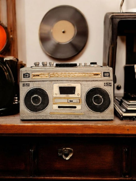 Radio Retro Design Money Box 21cm