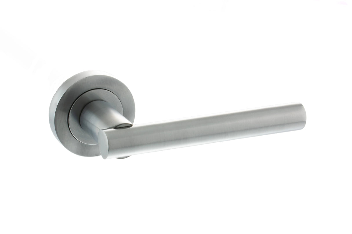 STATUS Nebraska Lever Door Handle on Round Rose - Satin Chrome - Set