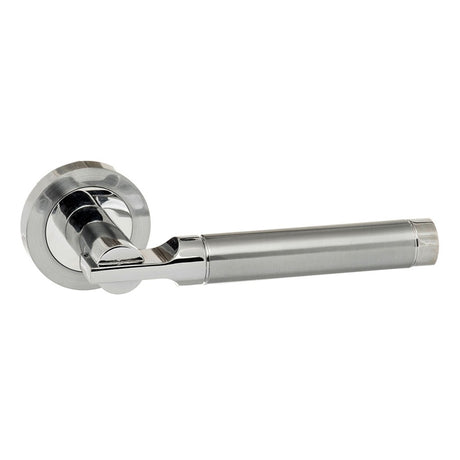 STATUS Dakota Lever Door Handle on Round Rose - Satin Chrome/Polished Chrome - Set