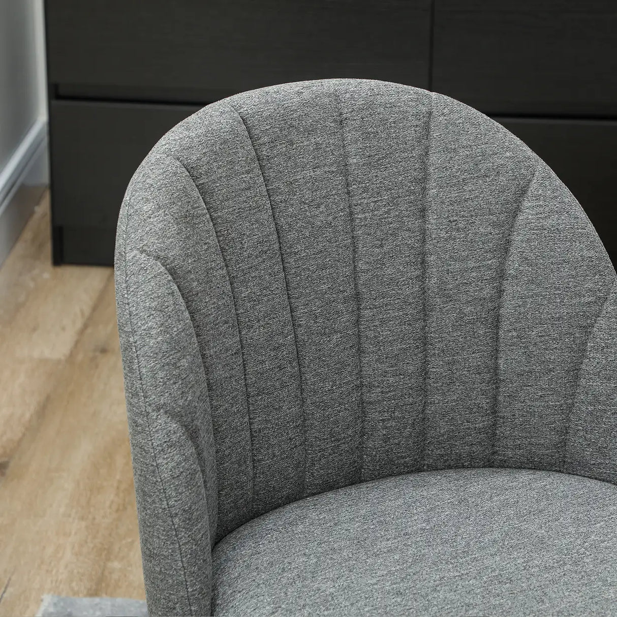 HOMCOM Dining Chairs Set of 2, Modern Upholstered Kitchen Chairs with Metal Legs, Shell Backrest and Padded Seat for Dining Room, Bedroom, Living Room, Vanity, Grey