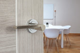 Senza Pari Darrio Lever Door Handle on Round Rose - Satin Nickel/Polished Nickel - Set