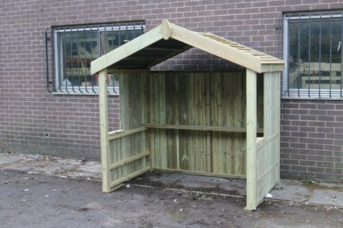 LARGE SMOKING SHELTER (APEX ROOF)