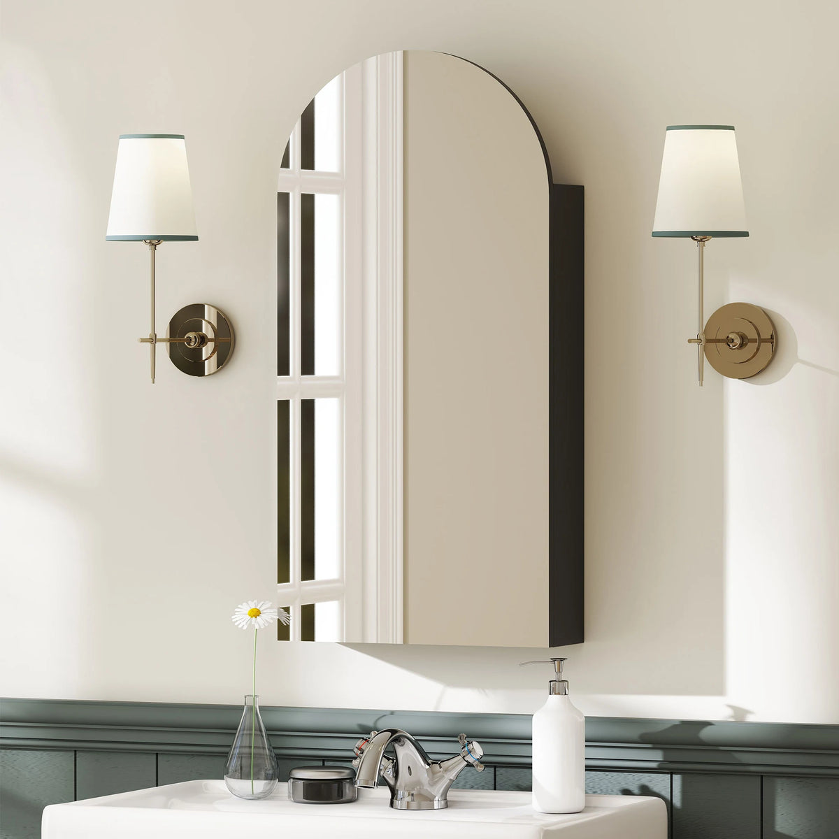 HOMCOM Arched Bathroom Mirror Cabinet with Adjustable Glass Shelves - Black