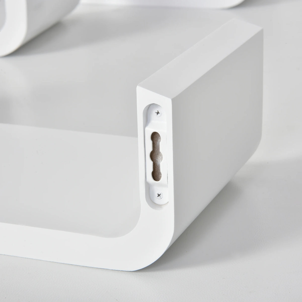 HOMCOM Floating Shelves, Set of 3 Wall Shelf, Shelves for Wall Invisible Mounting, Bedroom Living Room, White