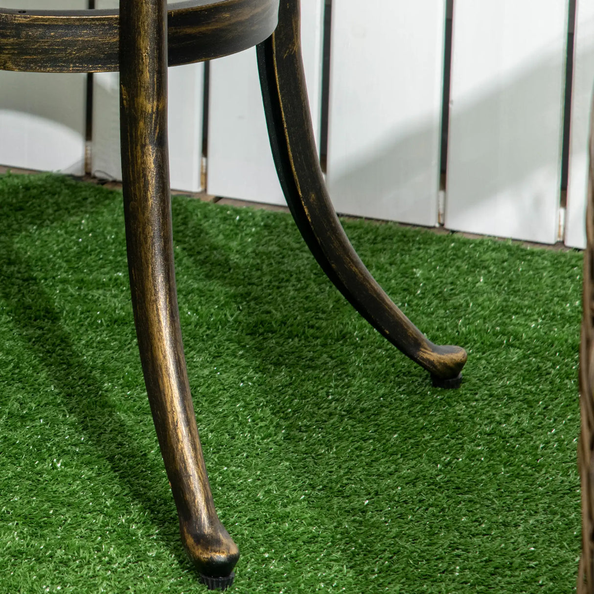 Outsunny Outdoor Garden Table, Cast Aluminium Patio End Table with Anti-slip Foot Pads for Garden, Patio, Balcony, 60 x 52.5cm, Bronze