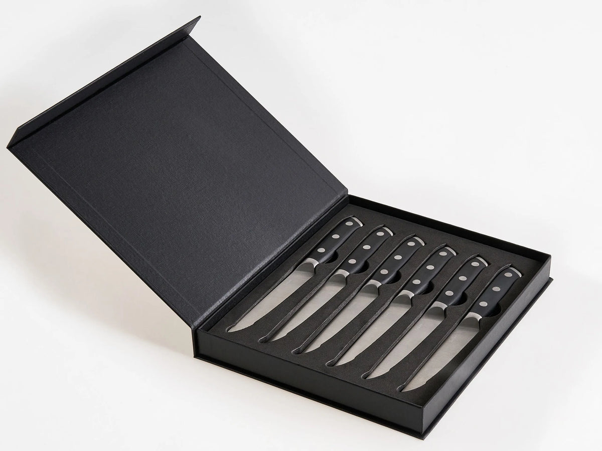Steak Knife Set Black Stainless Steel 6 Pieces with Elegant Box Meat Knives Serrated Blade Traditional Design Beliani