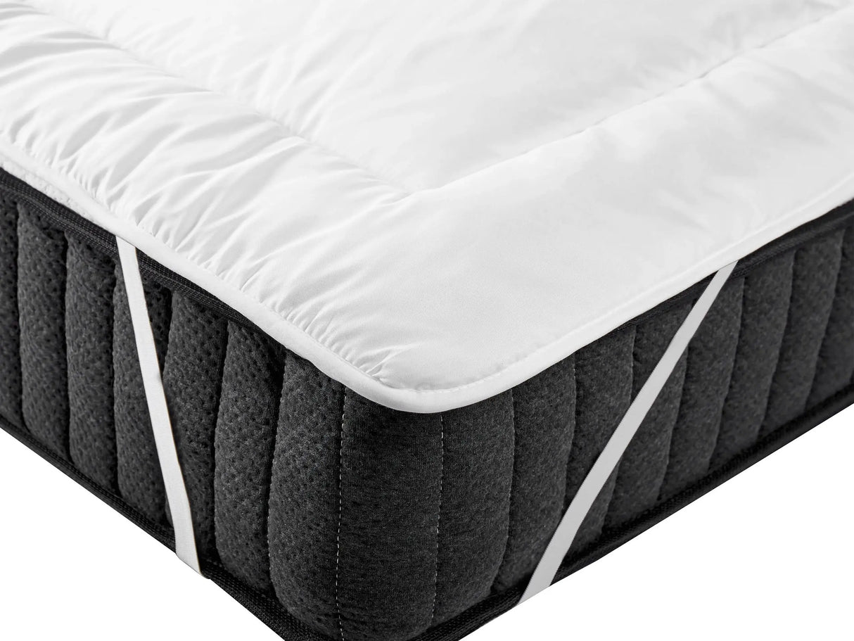 Mattress Topper White Microfibre EU Small Double Size 120 x 200 cm Machine Washable 4 cm Depth Beliani