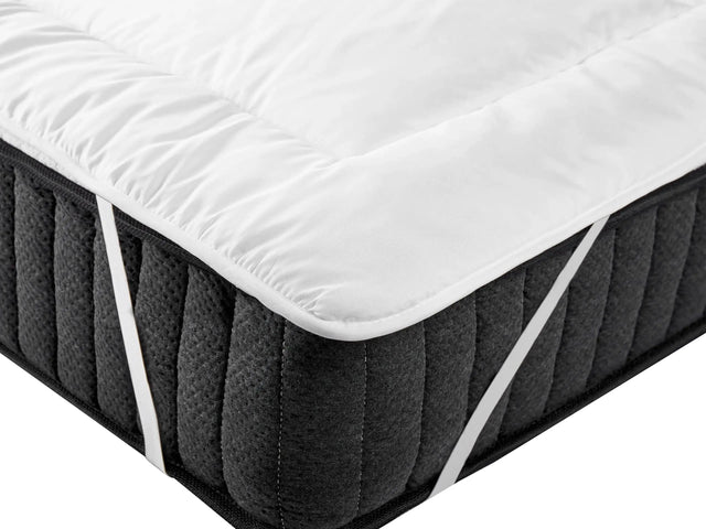 Mattress Topper White Microfibre EU Small Double Size 120 x 200 cm Machine Washable 4 cm Depth Beliani