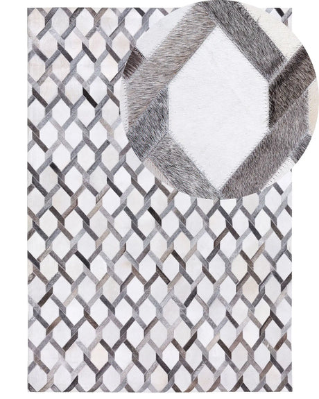 Area Rug Grey Leather 140 x 200 cm Patchwork Cowhide Geometric Rectangular Modern Beliani