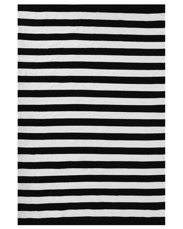 Area Rug Black White Fabric 140 x 200 cm Indoor Outdoor Stripe Pattern Modern Beliani