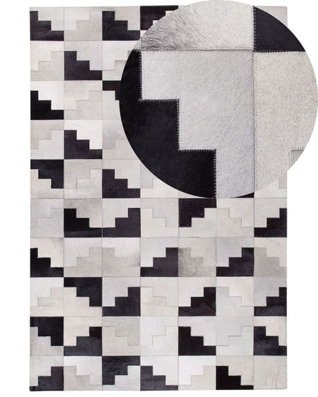 Rug Black with Grey Leather 140 x 200 cm Modern Patchwork Handmade Rectangular Carpet Beliani