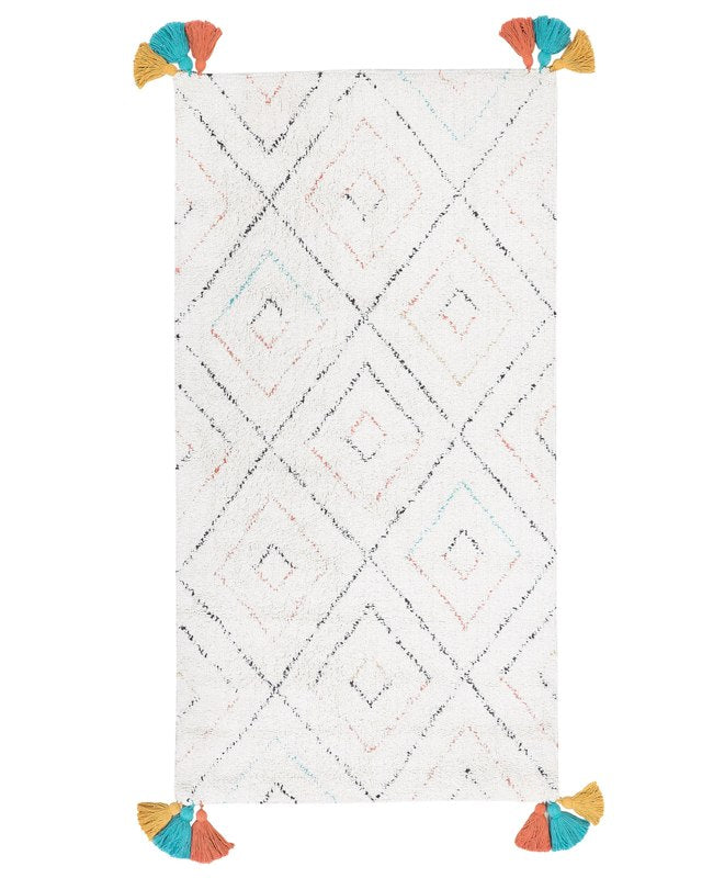 Area Rug White Cotton 80 x 150 cm Rectangular with Tassels Tufted Geometric Pattern Beliani