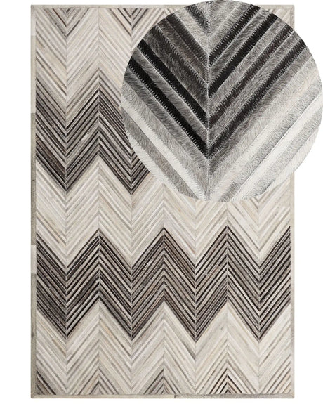 Area Rug Grey 140 x 200 cm Cowhide Leather Patchwork Beliani
