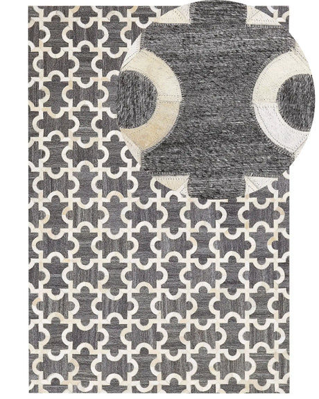 Area Rug Grey and Beige Jacquard Cowhide Leather Puzzle Geometric Pattern Retro 140 x 200 cm Beliani