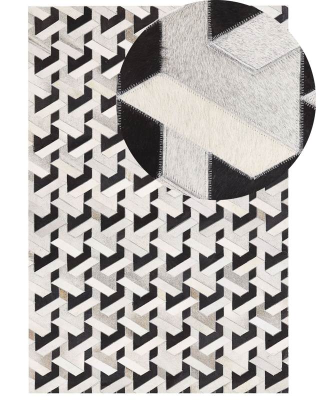 Area Rug Black and White Cowhide Leather 140 x 200 cm Geometric Pattern Patchwork Beliani