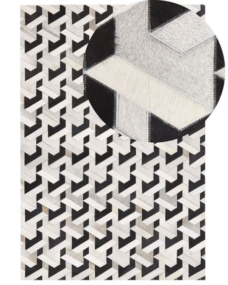 Area Rug Black and White Cowhide Leather 160 x 230 cm Geometric Pattern Patchwork Beliani