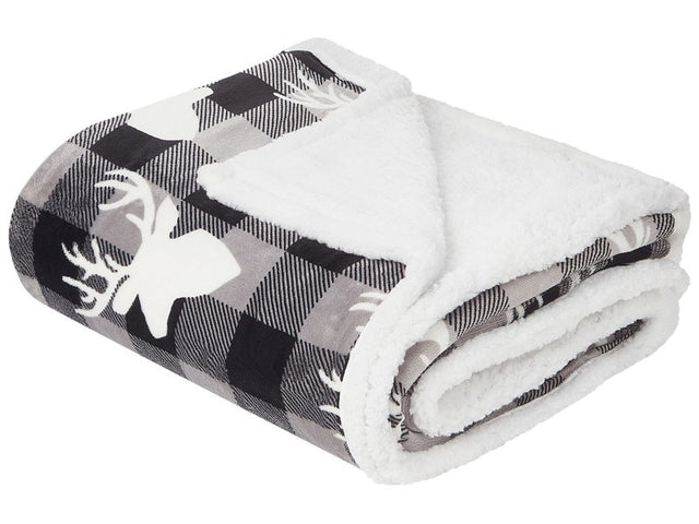 Blanket Throw Grey and White Flannel 150 x 200 cm Winter Fluffy Reindeer Chequered Pattern Beliani