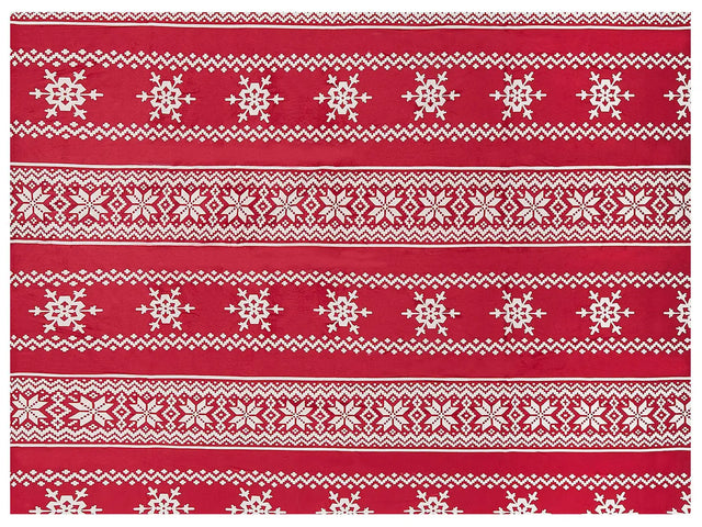 Blanket Throw Red Flannel 150 x 200 cm Winter Fluffy Classic Winter Seasonal Christmas Sweater Pattern Beliani