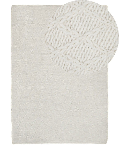 Area Rug Off-White Wool with Viscose 140 x 200 cm Rectangular Hand Woven Boho Beliani