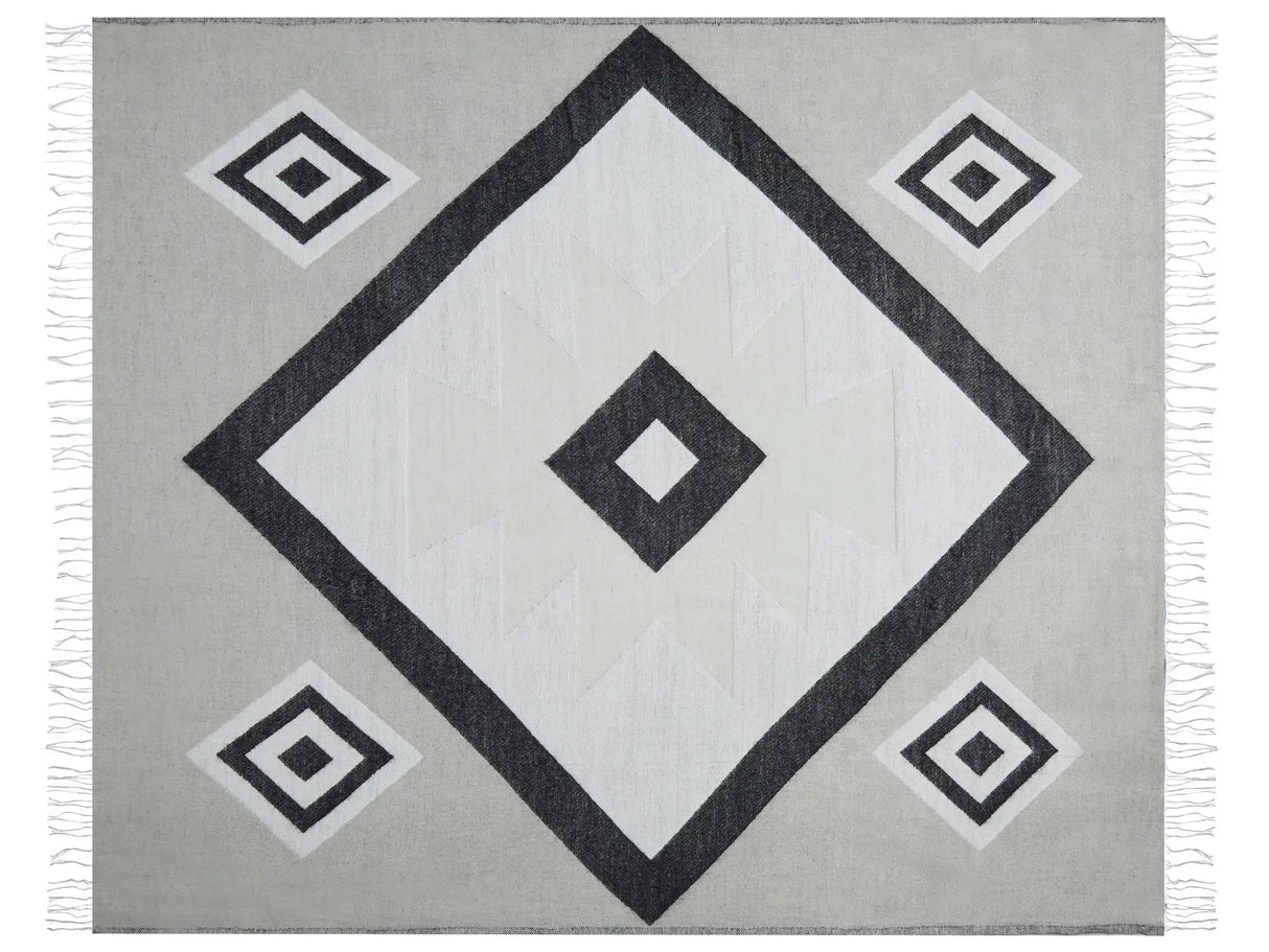 Blanket Grey Acrylic and Polyester 130 x 170 cm Bed Throw Geometric Pattern Fringes Bedroom Living Room Beliani