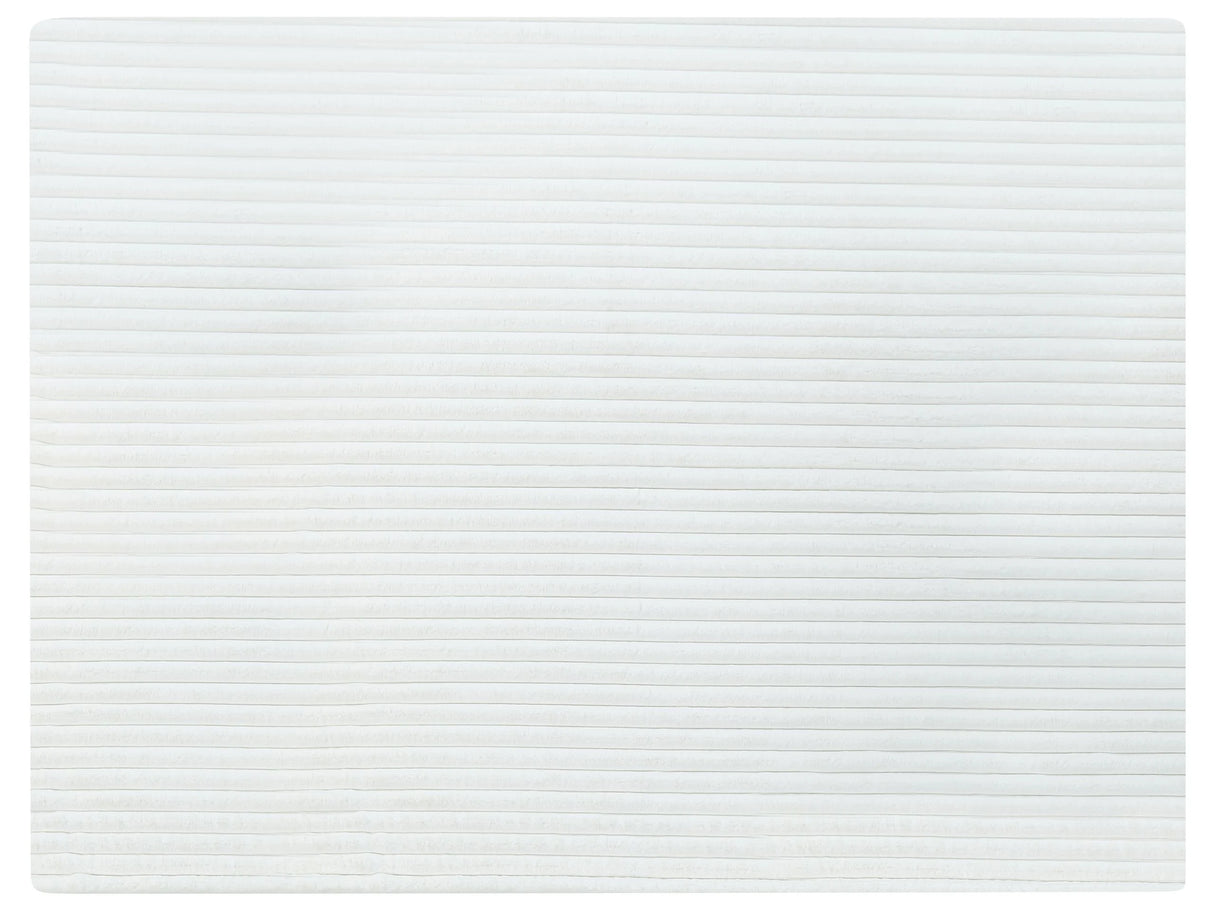 Decorative Bed Throw White Polyester 150 x 200 cm Soft Fabric Bedroom Beliani
