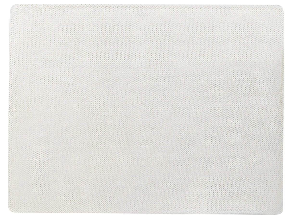 Bedspread White 150 x 200 cm Polyester Furry Embossed Pattern Decorative Throw Bedding Classic Design Bedroom Beliani