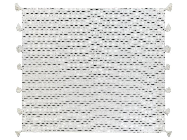 Bedspread Off-White Cotton Fabric 220 x 240 cm with Tassels Decorative Throw Bedding Classic Design Bedroom Beliani
