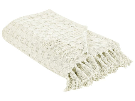 Bedspread White Cotton Fabric 150 x 200 cm with Tassels Decorative Throw Blanket Bedding Classic Design Bedroom Beliani