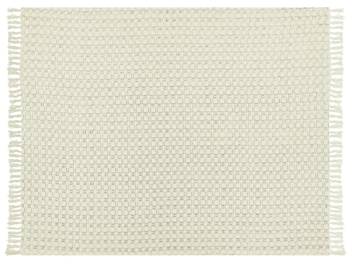Bedspread White Cotton Fabric 150 x 200 cm with Tassels Decorative Throw Blanket Bedding Classic Design Bedroom Beliani
