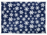 Blanket Throw Blue and White Flannel 150 x 200 cm Winter Fluffy Winter Seasonal Snowflake Pattern Beliani