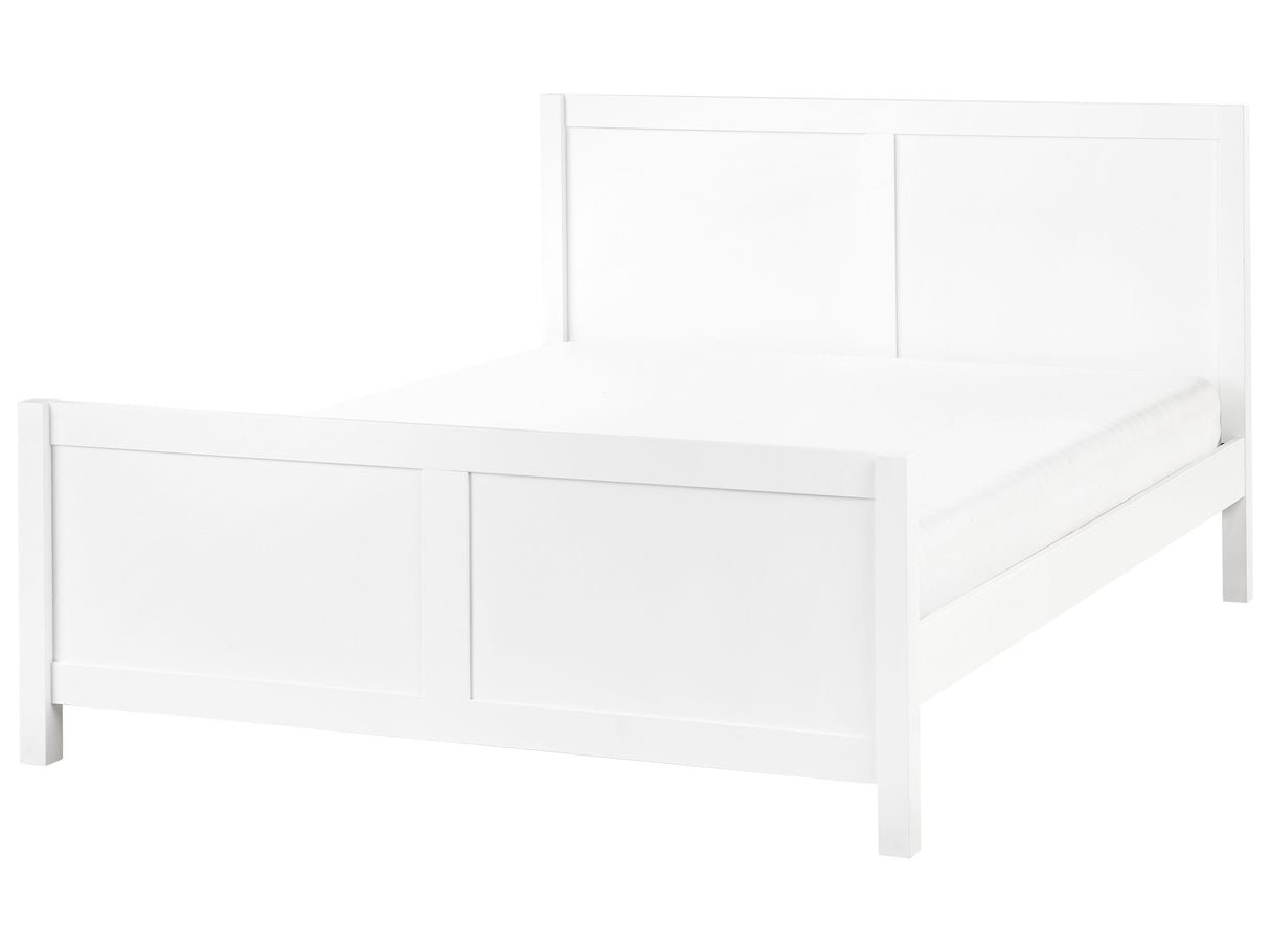 Bed Rubber Wood White EU Double Size 4ft6 with Headboard Slatted Base Minimalistic Rustic Style Beliani