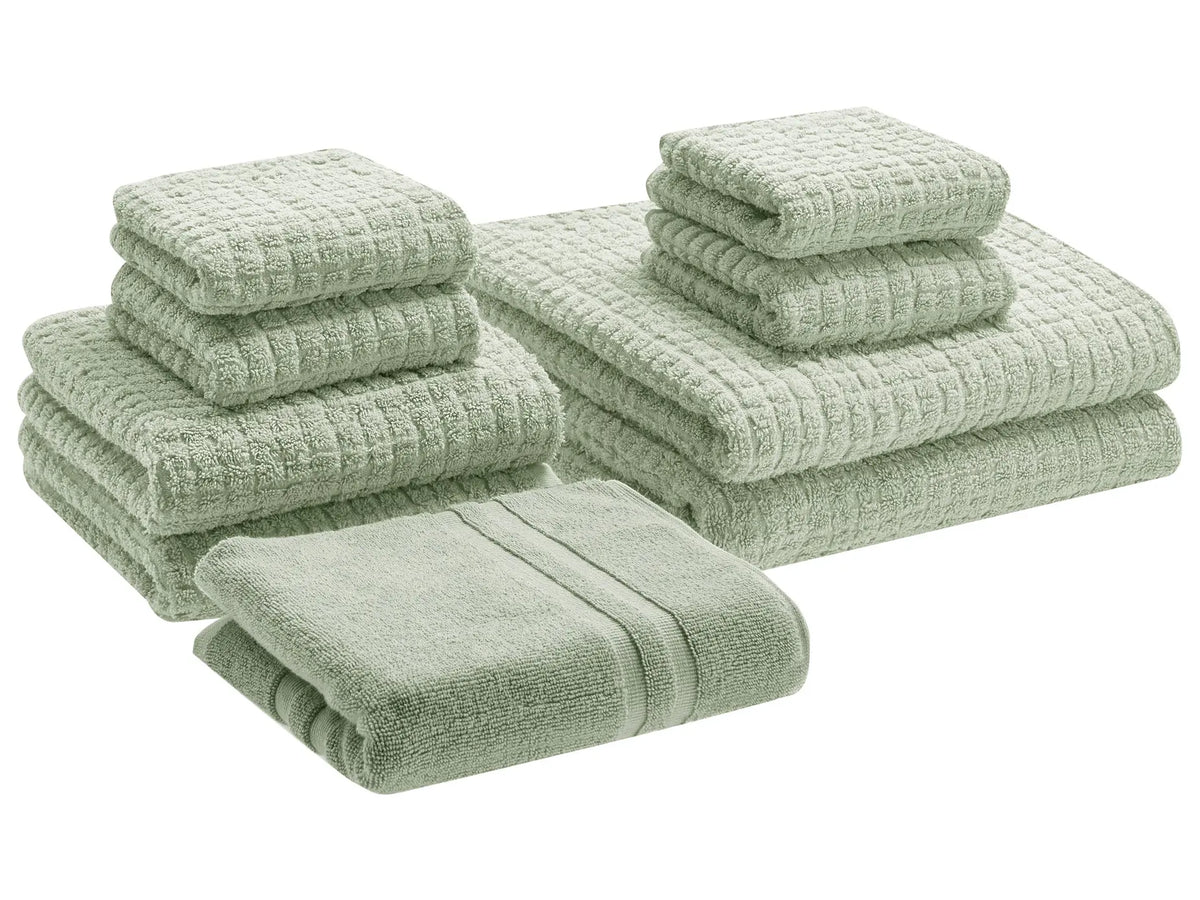 Set of 9 Towels Light Green Cotton Low Twist Guest Hand Bath Towels and Bath Mat Beliani