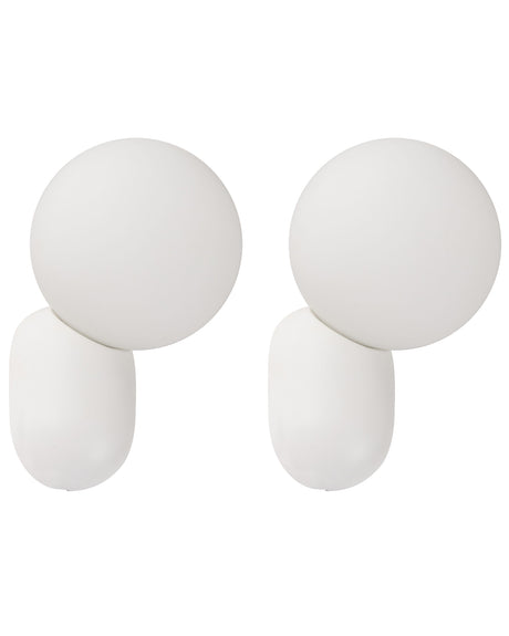 Set of 2 Wall Lamps White Resin Opaque Glass Globe Lampshade Vintage Style Beliani