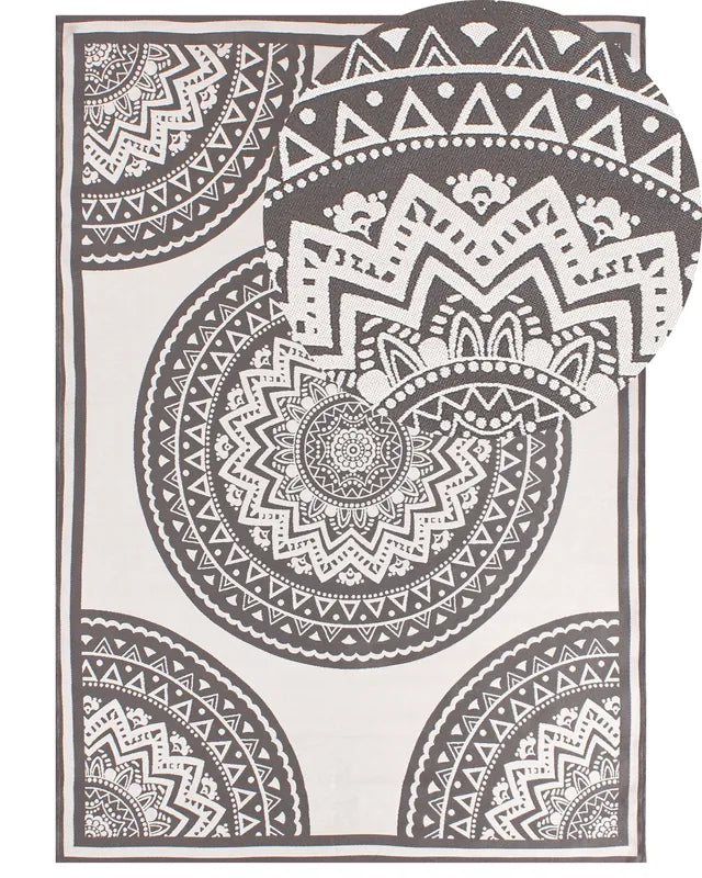 Area Rug Grey and Beige Synthetic Material 160 x 230 cm Indoor Outdoor Rectangular Oriental Pattern Modern Balcony Patio Beliani