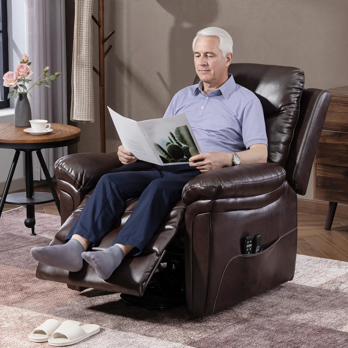 HOMCOM Power Lift Recliner Chair with Vibration Massage, Heat, USB - Brown