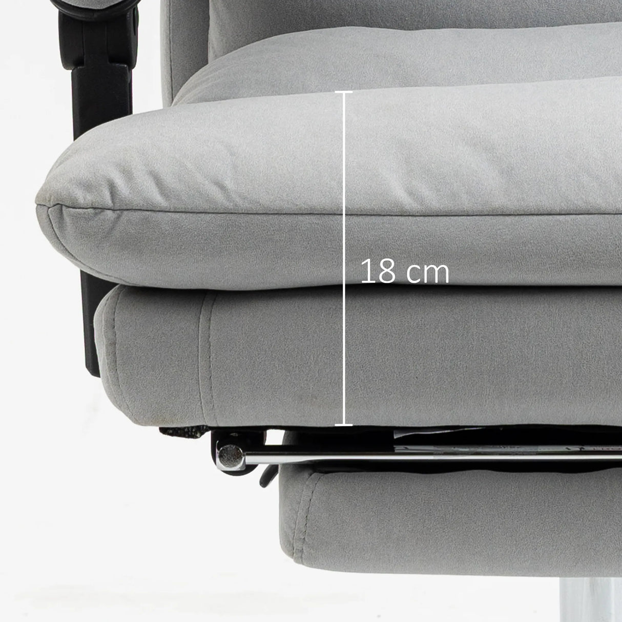 Vinsetto Office Chair with Footrest, Double Padding Ergonomic Desk Chair with 6-Point Vibration Massage and Back Heating, Microfibre Fabric with 135 Reclining Back, Grey