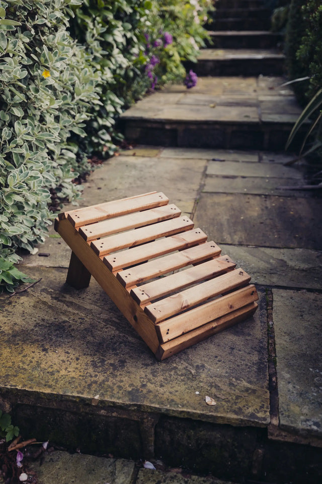 VALLEY FOOTSTOOL