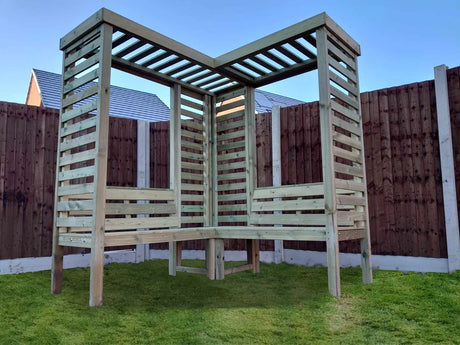 VILAMOURA CORNER ARBOUR
