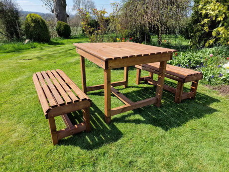 VALLEY CONTEMPORARY TABLE AND BACKLESS BENCH SET - SITS 4