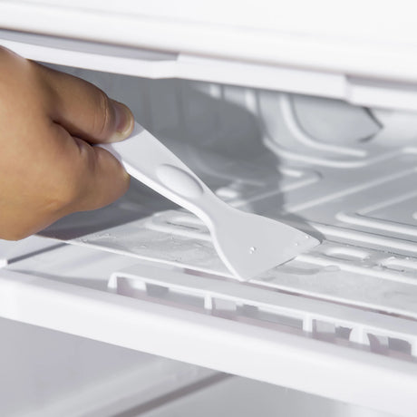 HOMCOM 91 Litre Freestanding Under Counter Fridge Freezer, Small Fridge with Chiller Box, Adjustable Thermostat, 47.5cm Wide, White